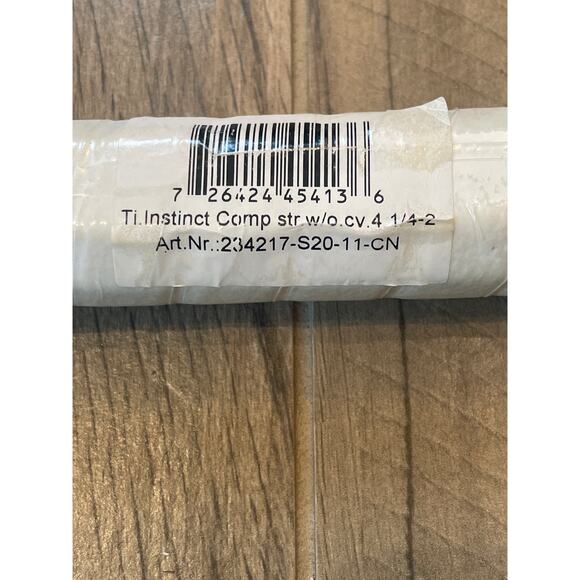 Head TI Instinct Comp Titanium Technology Tennis Racket Grip 4 1/4-2 Brand NEW - Picture 4 of 5